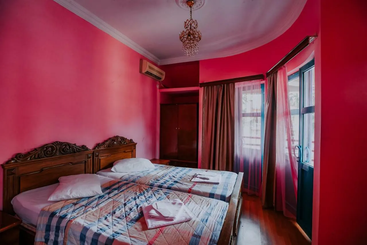 Hotel Metropol Batumi 3*,